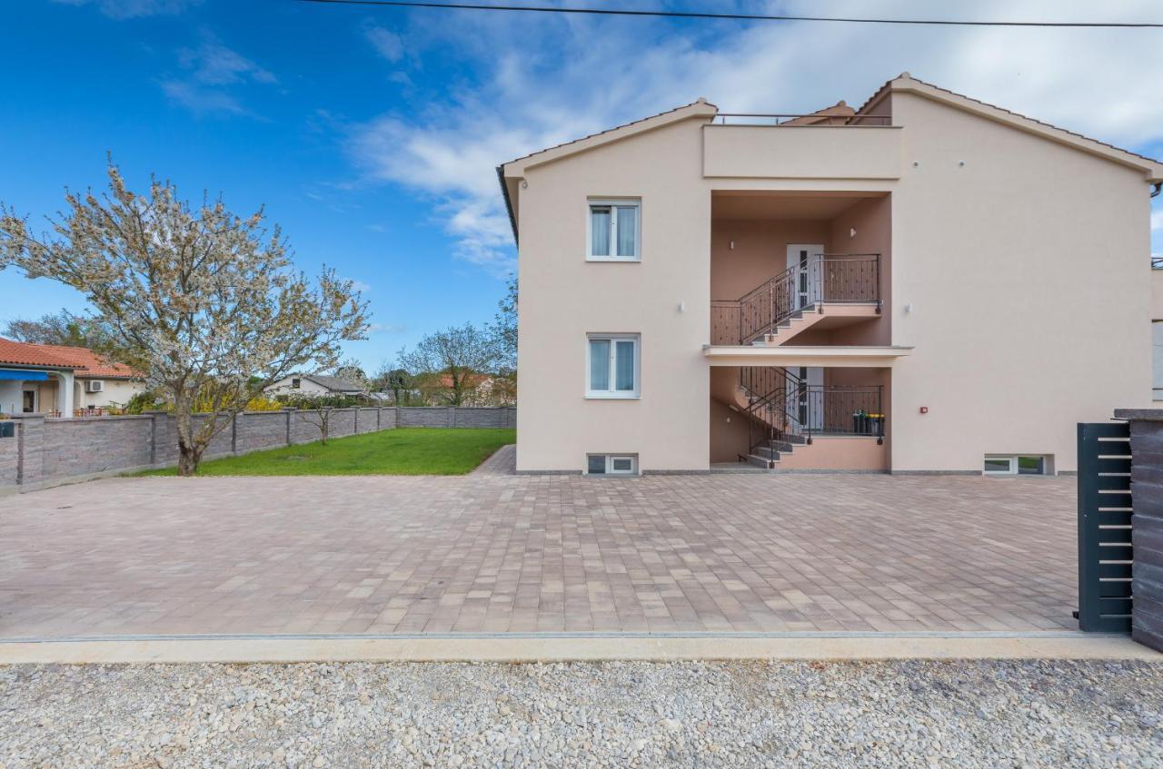 Apartman Knezevic A Fažana Kültér fotó